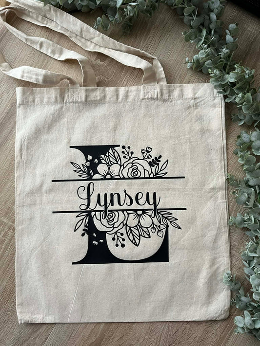 Tote bag personnalisé initiale & prénom – Sac en toile motif floral – Cadeau personnalisé femme